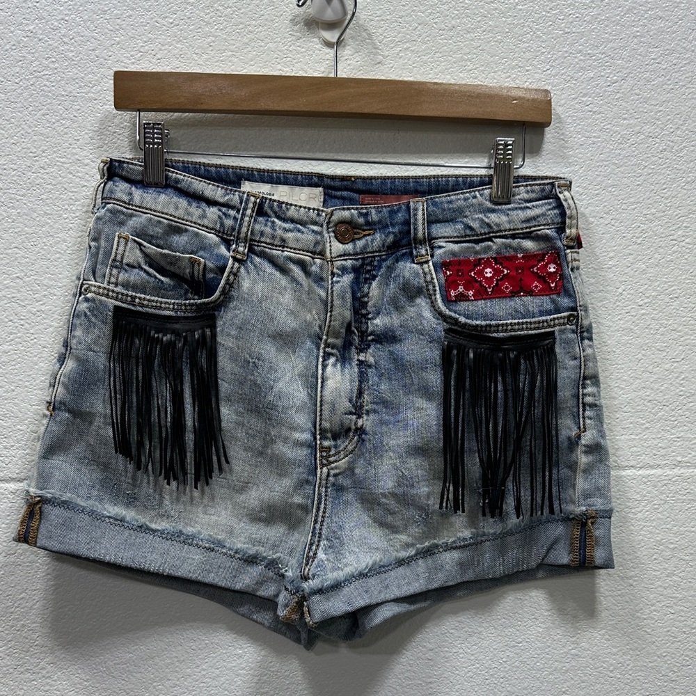 Pilcro by Anthropologie Jean Boho Fringe Denim Shorts w/ Red Bandana Detail - Picture 2 of 8